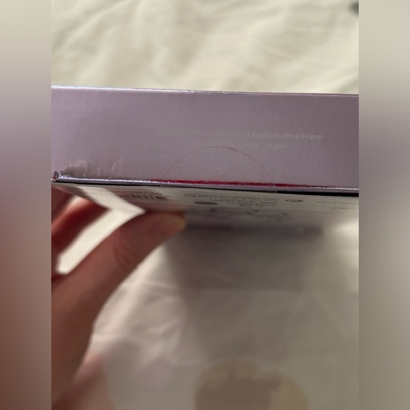 The Creme Shop Hello Kitty Face and Body Quartz Roller - Picture 5 of 7